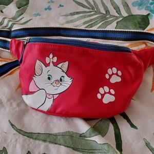 Disney Loungefly Marie Hip Pack